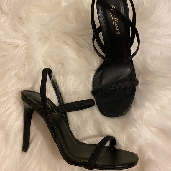 black heels size 6